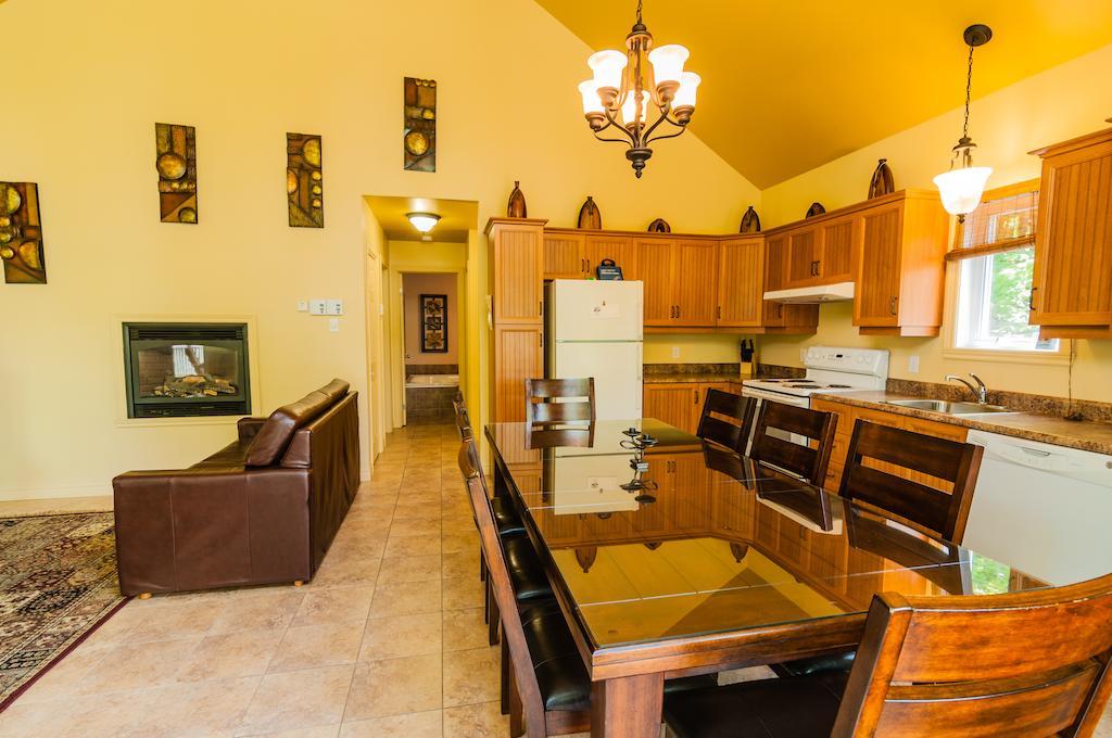 Villa Domaine Des Montagnais Notre-Dame-Des-Bois Zimmer foto